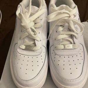 Gradeschool Nike Air Force 1